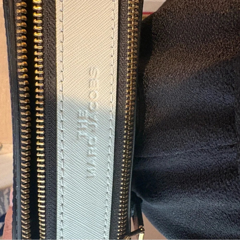 Marc Jacobs Navy and Cream Crossbody Camera Bag with Gold Hardware